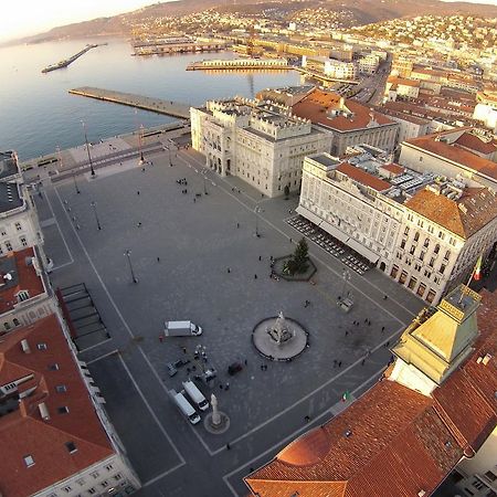 B&B Piazza Goldoni Trieste Extérieur photo