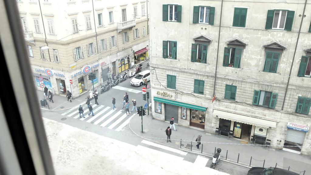 B&B Piazza Goldoni Trieste Extérieur photo