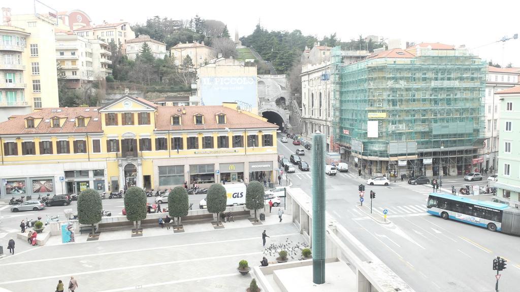 B&B Piazza Goldoni Trieste Extérieur photo