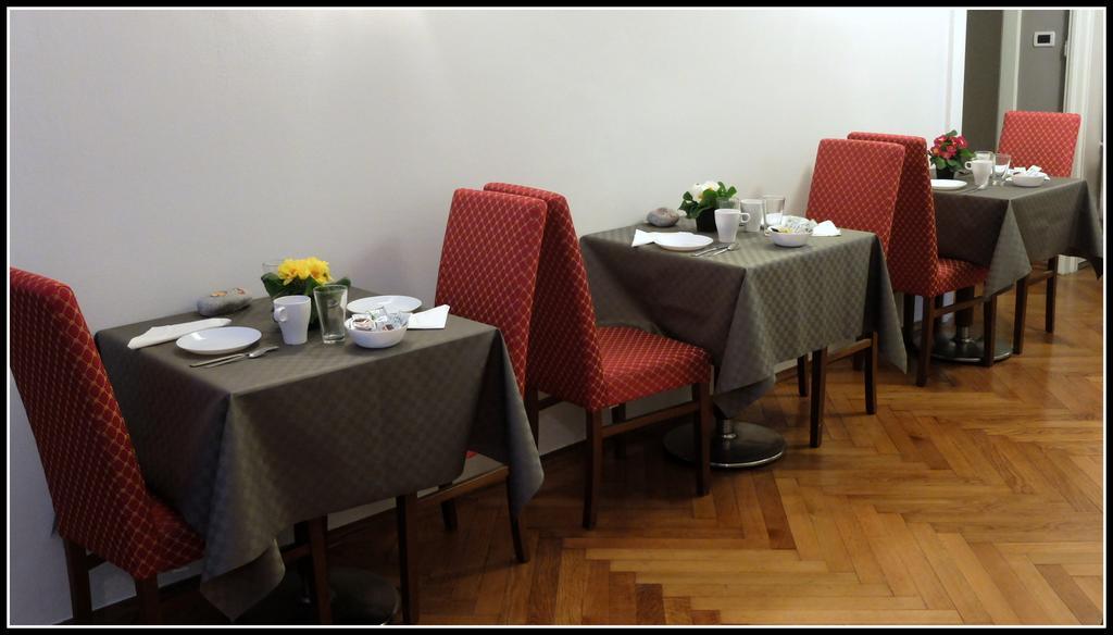 B&B Piazza Goldoni Trieste Extérieur photo