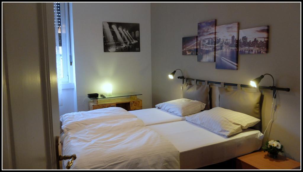 B&B Piazza Goldoni Trieste Extérieur photo